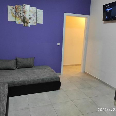 Apartmani Quattro Starigrad Paklenica Buitenkant foto