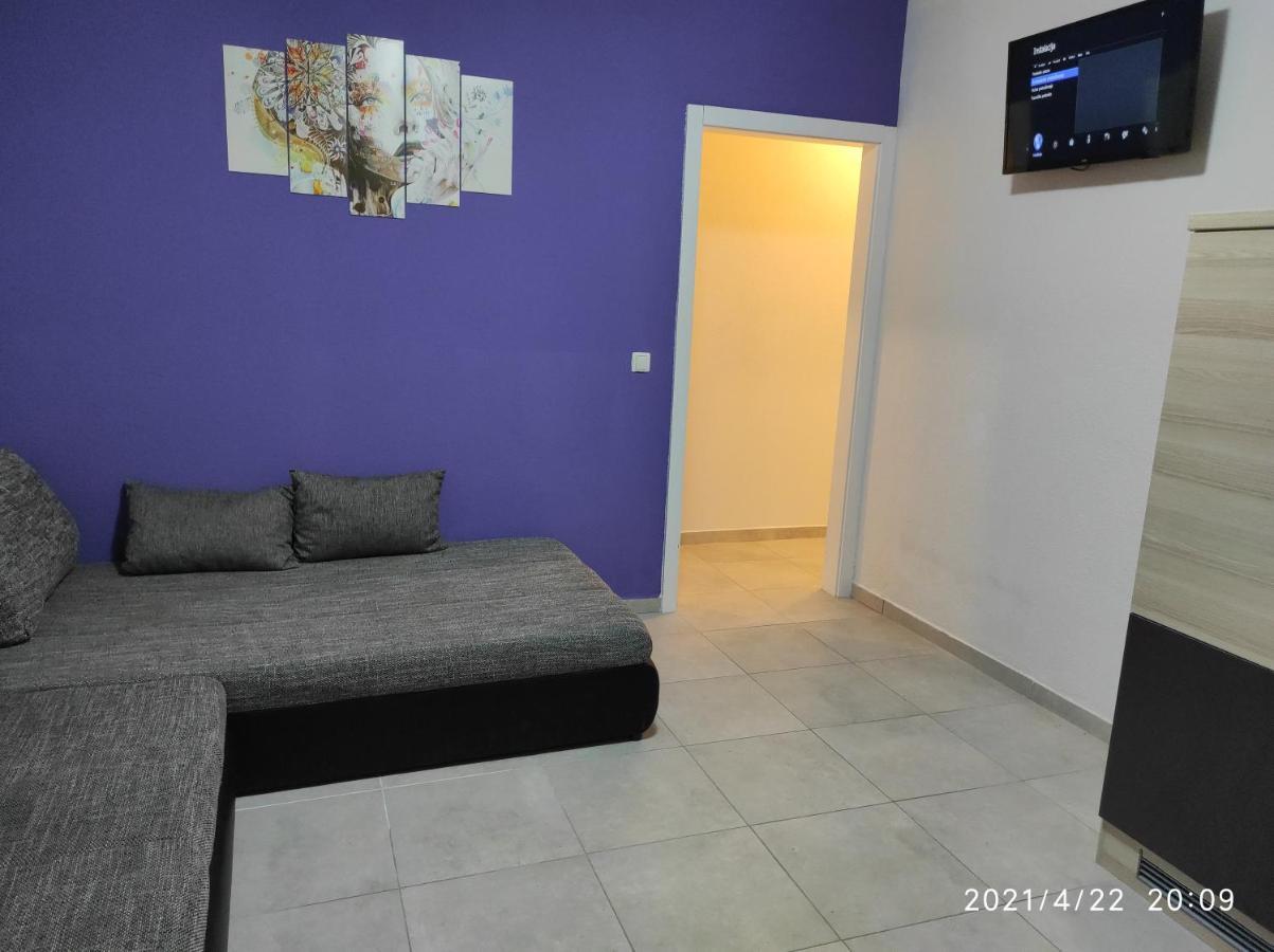 Apartmani Quattro Starigrad Paklenica Buitenkant foto