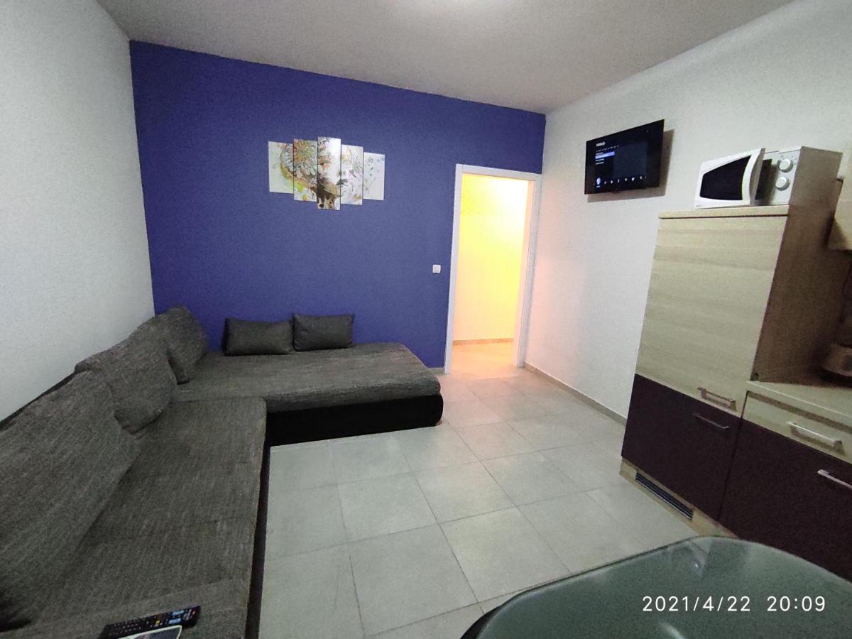 Apartmani Quattro Starigrad Paklenica Buitenkant foto