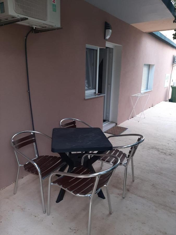 Apartmani Quattro Starigrad Paklenica Buitenkant foto