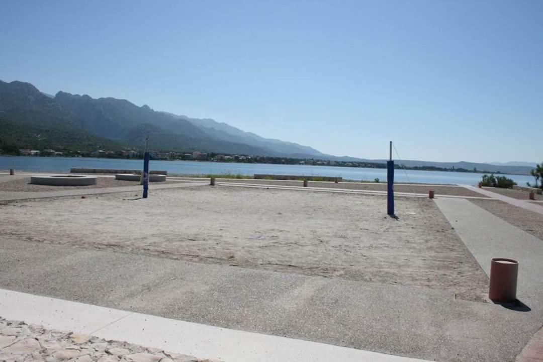 Apartmani Quattro Starigrad Paklenica Buitenkant foto