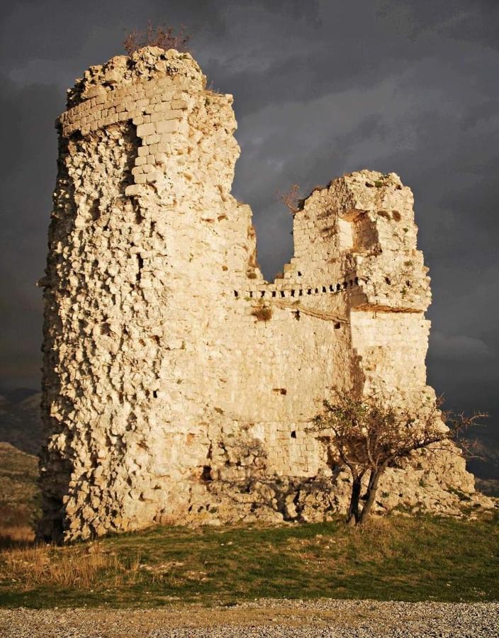 Apartmani Quattro Starigrad Paklenica Buitenkant foto