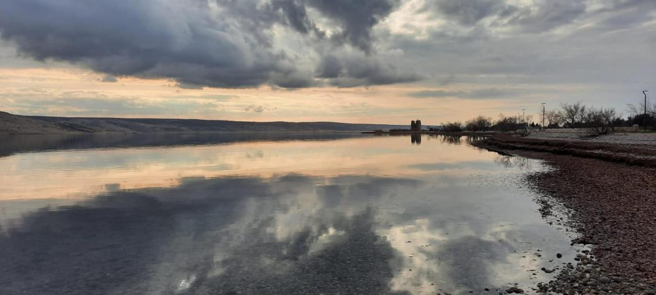 Apartmani Quattro Starigrad Paklenica Buitenkant foto